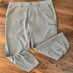Eddie Bauer Women’s 12 Pants Gray Ripstop Cinch Bottom Crop Outdoor Hiking EUC